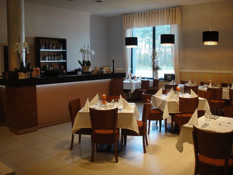 Oswald Arena Hotel Jemielnica Kültér fotó