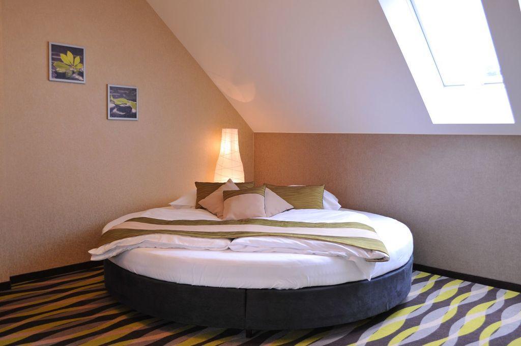Oswald Arena Hotel Jemielnica Kültér fotó